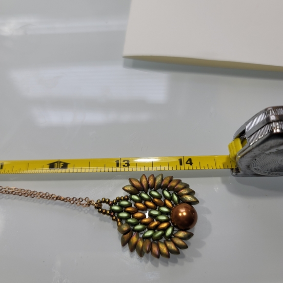 Hand Beaded Jewelry earring/Necklace Set - Picture 6 of 8